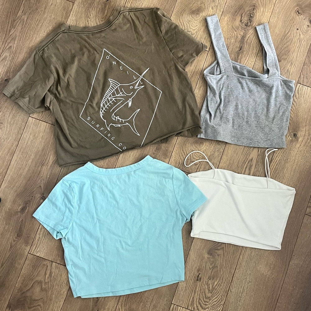 Crop top bundle - Picture 2 of 3